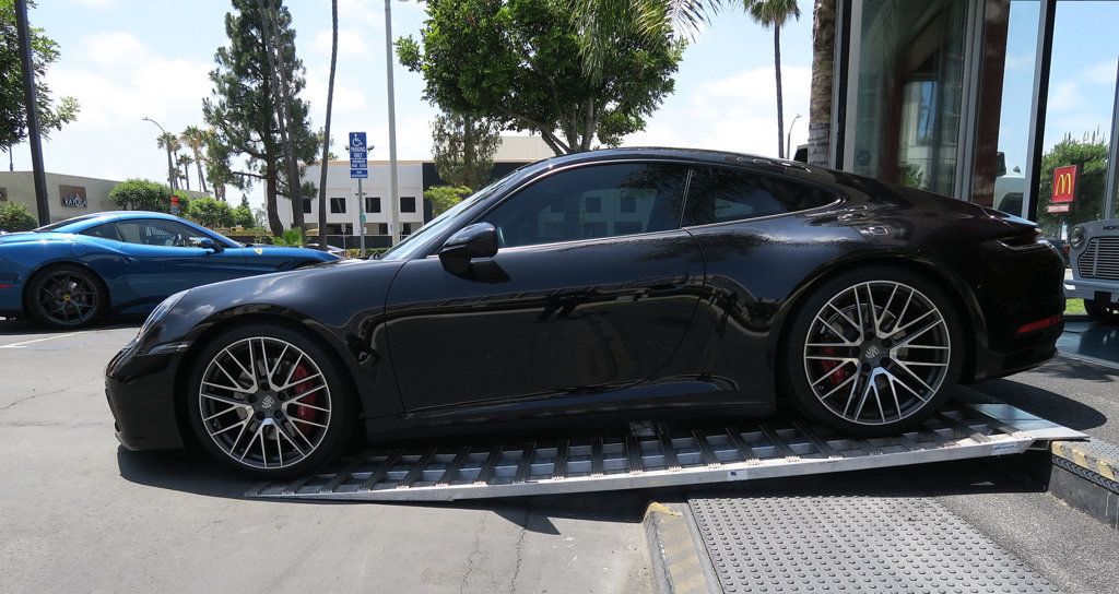 2024 Porsche 911 Carrera 4S Coupe - 23031602 - 4