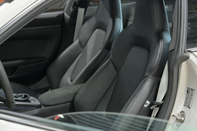 2024 Porsche 911 Carrera 4S Coupe - 23075019 - 15