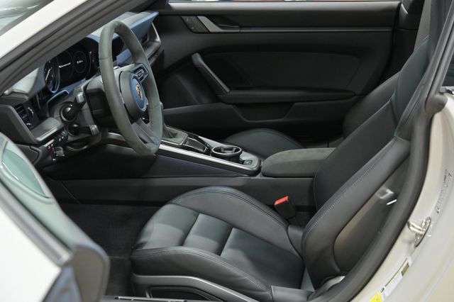 2024 Porsche 911 Carrera 4S Coupe - 23075019 - 16