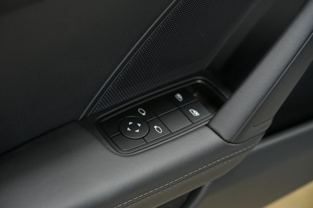 2024 Porsche 911 Carrera 4S Coupe - 23075019 - 26
