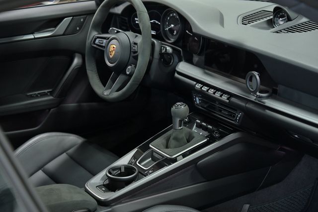 2024 Porsche 911 Carrera 4S Coupe - 23075019 - 37