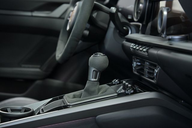 2024 Porsche 911 Carrera 4S Coupe - 23075019 - 40