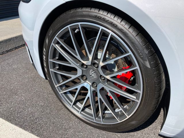 2024 Porsche 911 Carrera 4S Coupe - 22824823 - 12