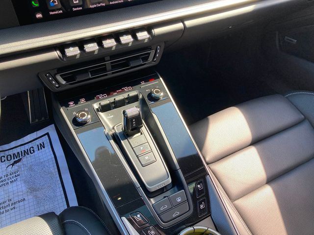 2024 Porsche 911 Carrera 4S Coupe - 22824823 - 17