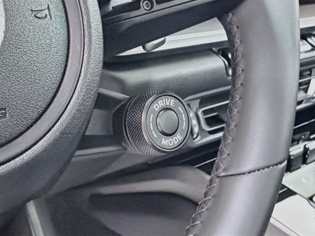 2024 Porsche 911 Carrera 4S Coupe - 23069978 - 15