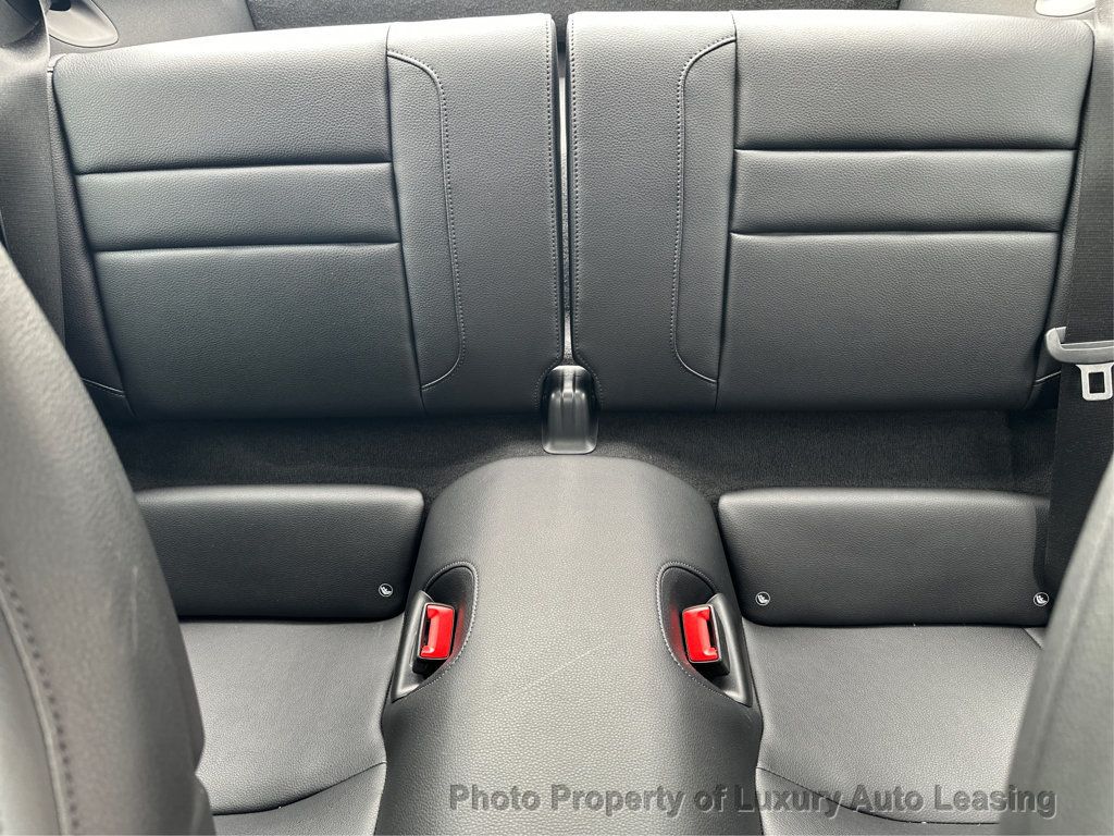 Porsche 911 photo 15
