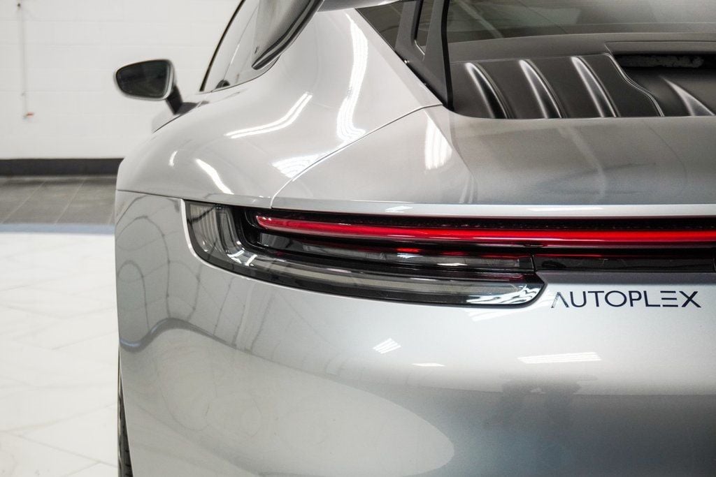 2024 Porsche 911 Coupe photo 14