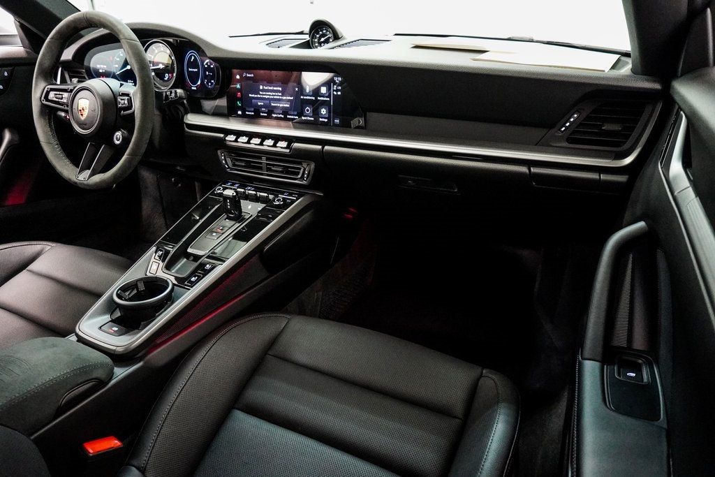 2024 Porsche 911 Coupe photo 22