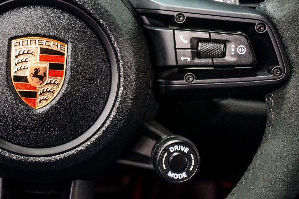 2024 Porsche 911 Coupe photo 25
