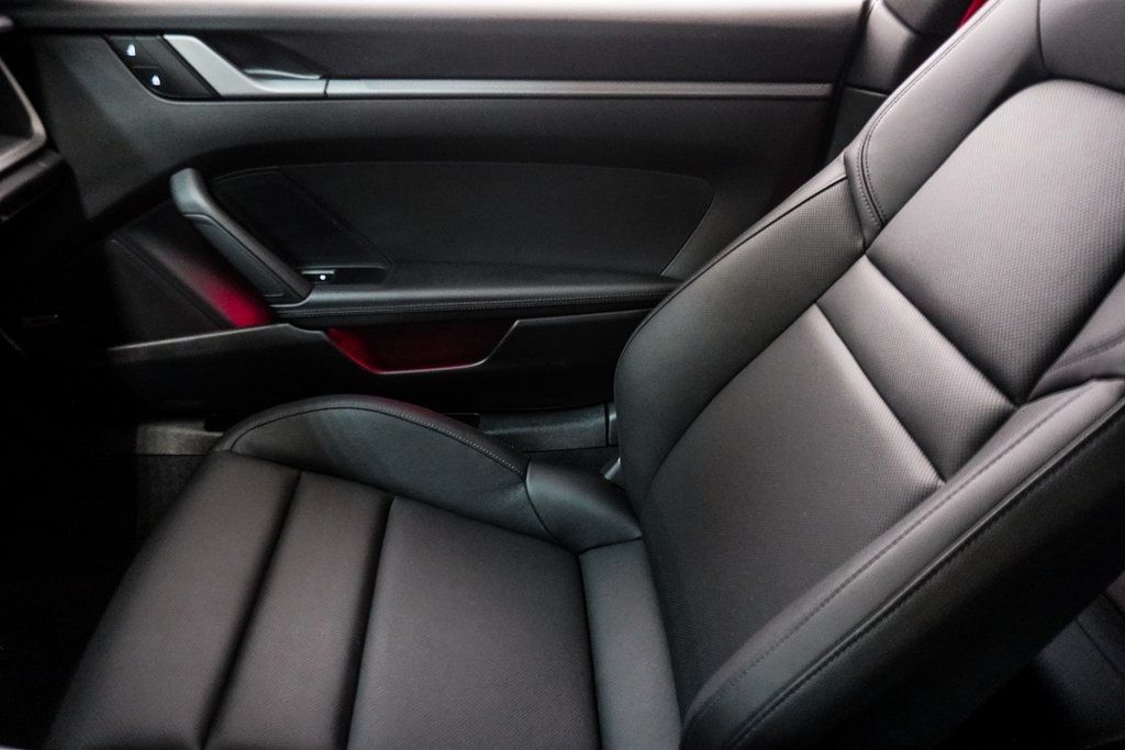 2024 Porsche 911 Coupe photo 40