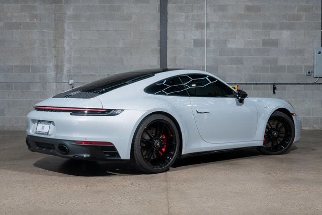 2024 Porsche 911 GTS Coupe photo 3