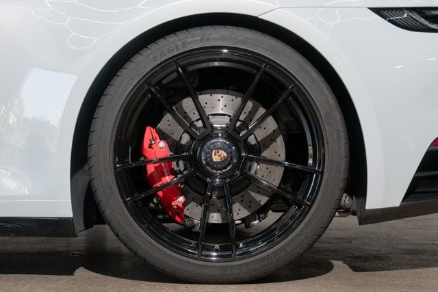 2024 Porsche 911 Carrera GTS Coupe - 22924394 - 52