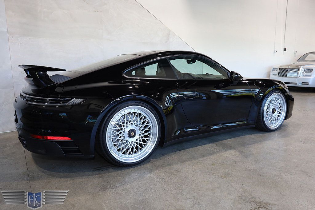 2024 Porsche 911 Carrera GTS Coupe Manual - 22931180 - 5