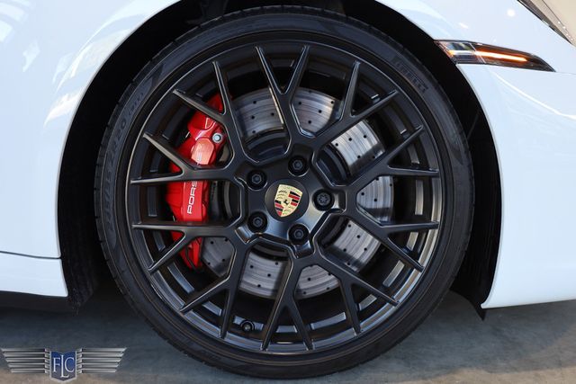 2024 Porsche 911 Carrera GTS Manual Coupe - 22738585 - 43