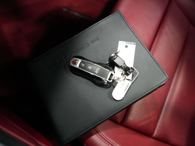 2024 Porsche 911 Carrera S - 23077469 - 32