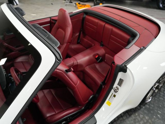 2024 Porsche 911 Carrera S - 23077469 - 36