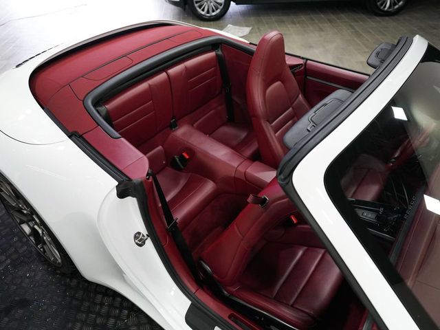 2024 Porsche 911 Carrera S - 23077469 - 37