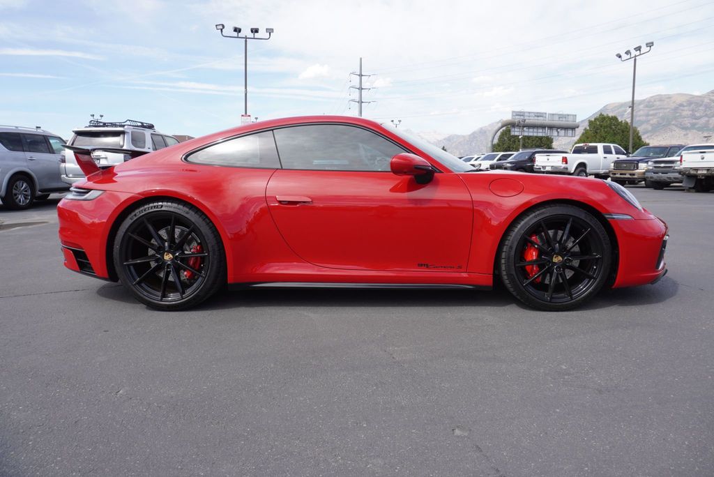 2024 Porsche 911 CARRERA S - 23069408 - 11