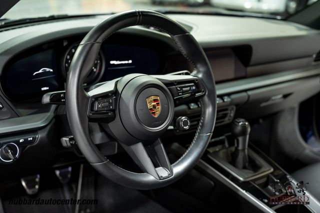 2024 Porsche 911 Carrera S Coupe - 23015934 - 17