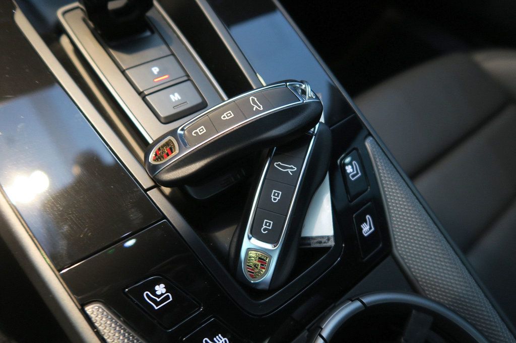 2024 Porsche 911 S Coupe photo 21