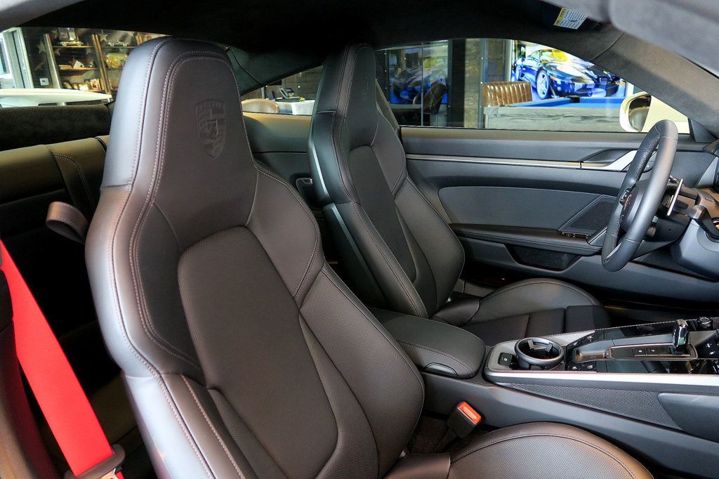 2024 Porsche 911 S Coupe photo 30