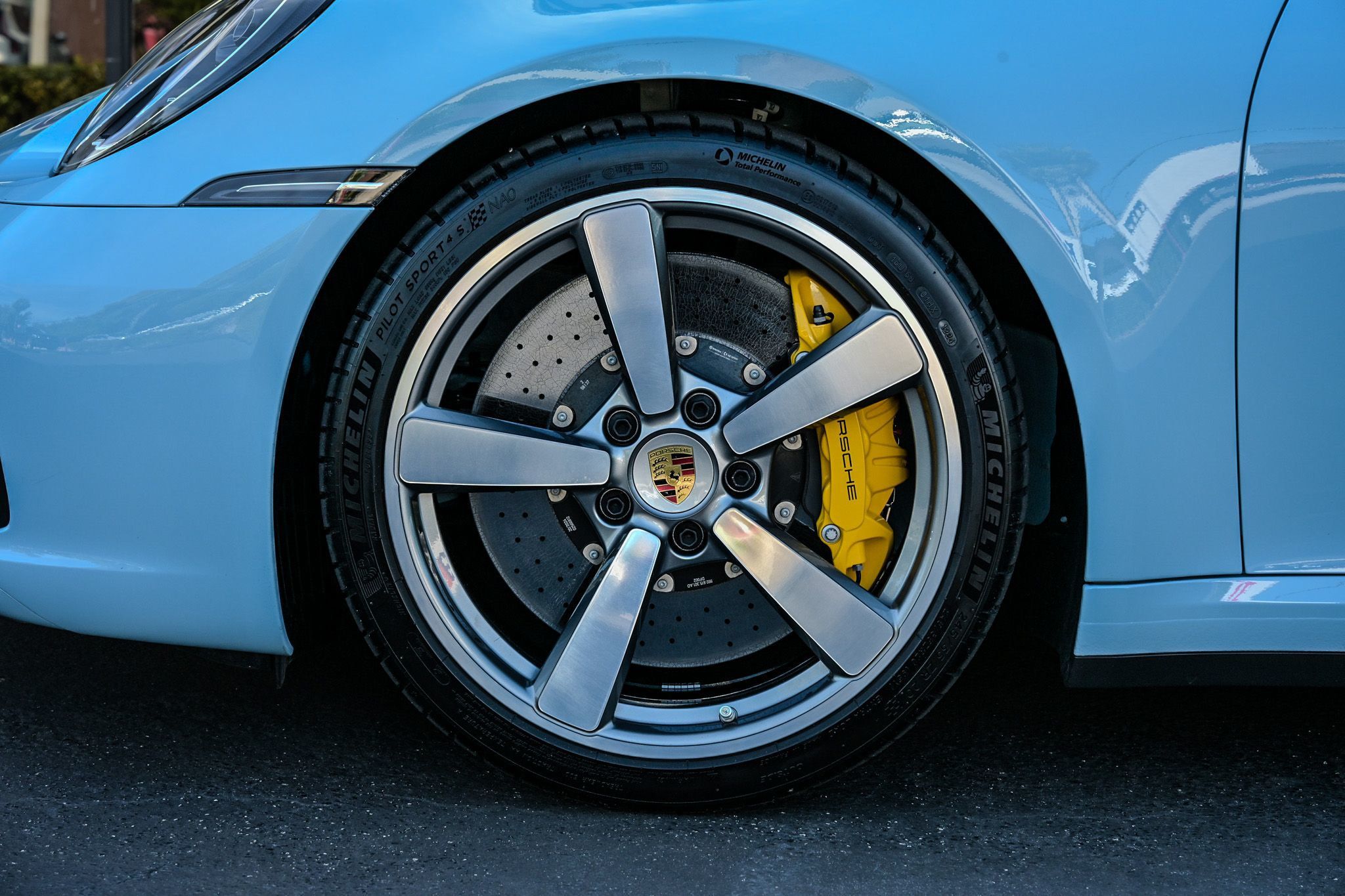 2024 Porsche 911 S Coupe photo 17