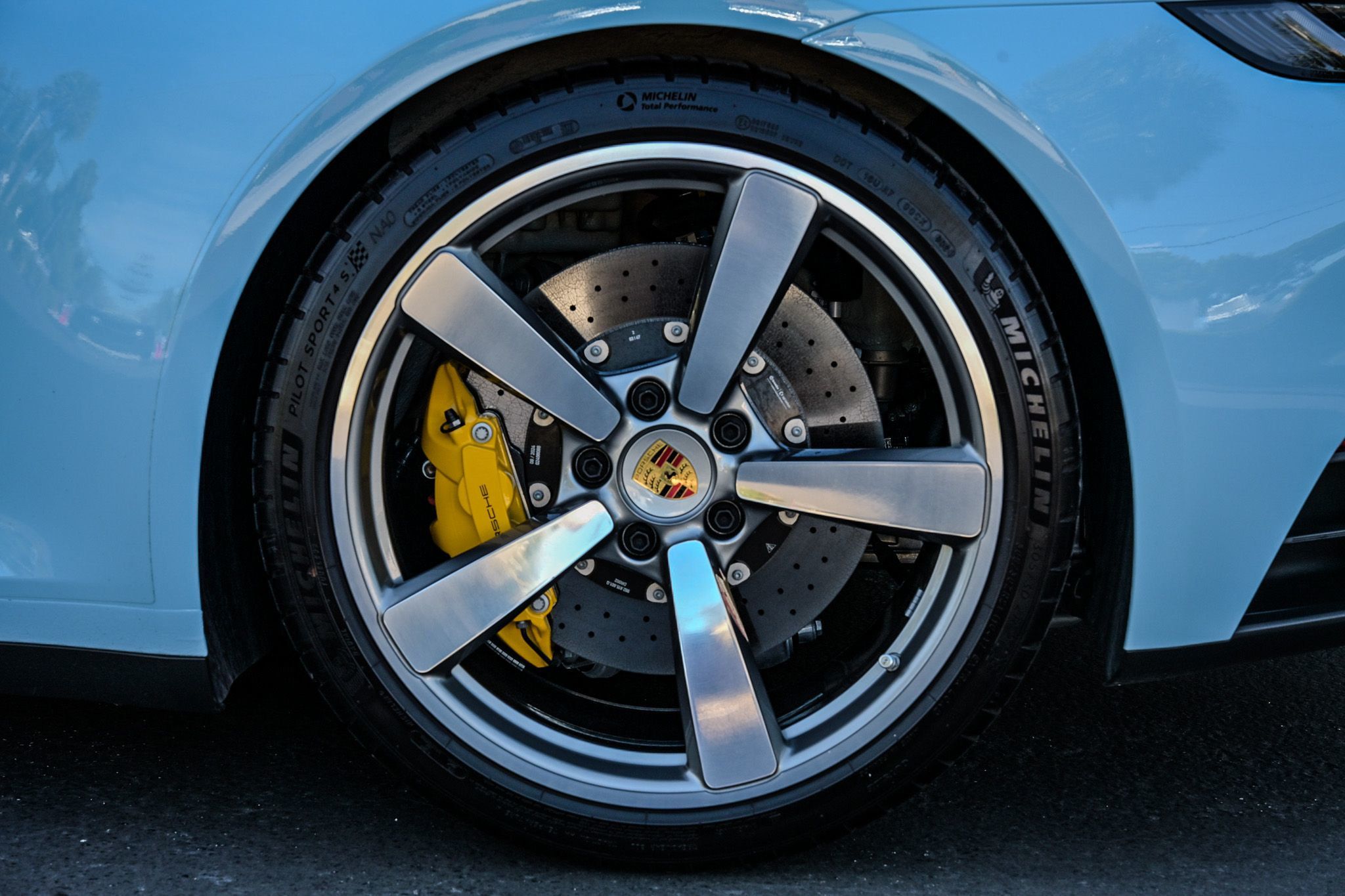 2024 Porsche 911 S Coupe photo 18