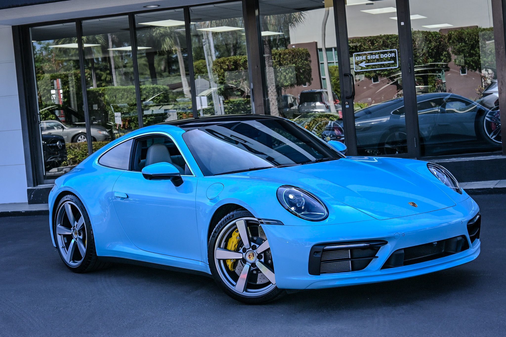 2024 Porsche 911 S Coupe photo 2
