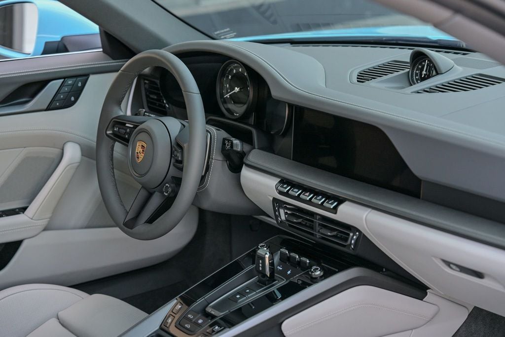 2024 Porsche 911 Carrera S Coupe - 22889376 - 34