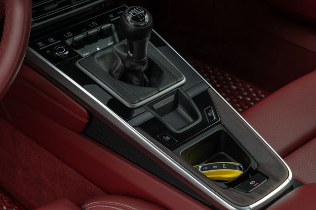 2024 Porsche 911 Carrera S Coupe - 22971048 - 17