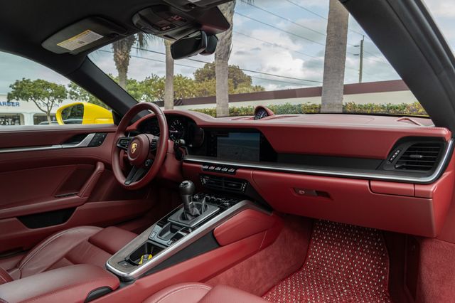 2024 Porsche 911 Carrera S Coupe - 22971048 - 21