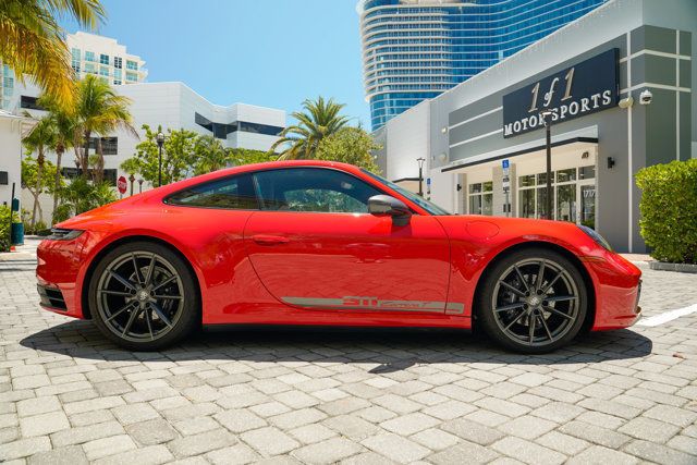 2024 Porsche 911 T Coupe photo 16