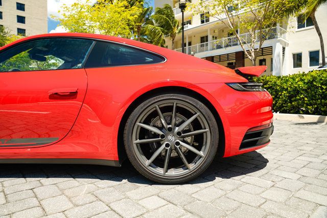 2024 Porsche 911 T Coupe photo 32