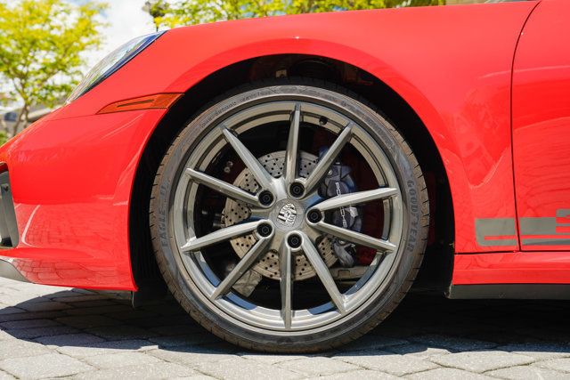2024 Porsche 911 T Coupe photo 36