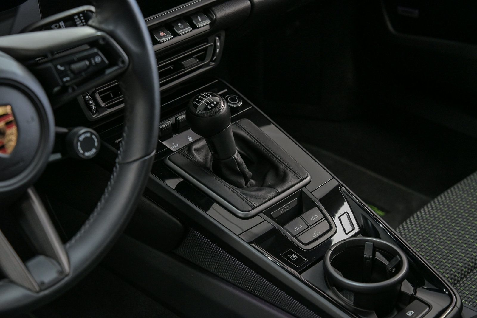 2024 Porsche 911 T Coupe photo 33