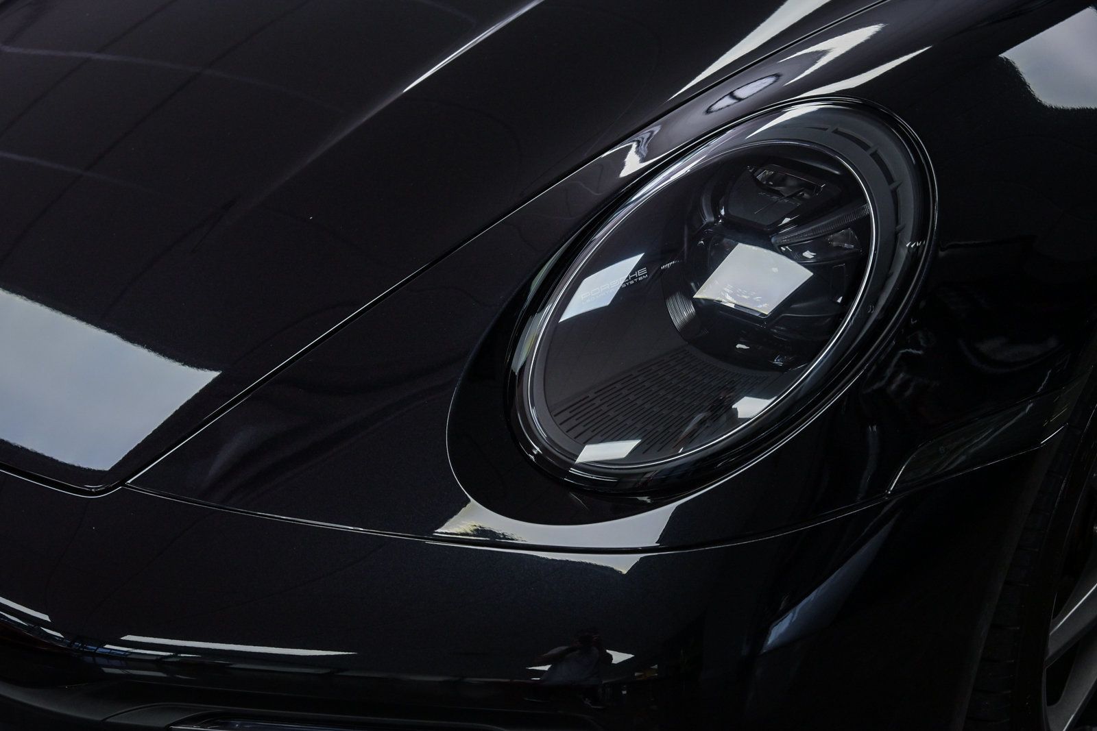 2024 Porsche 911 T Coupe photo 4