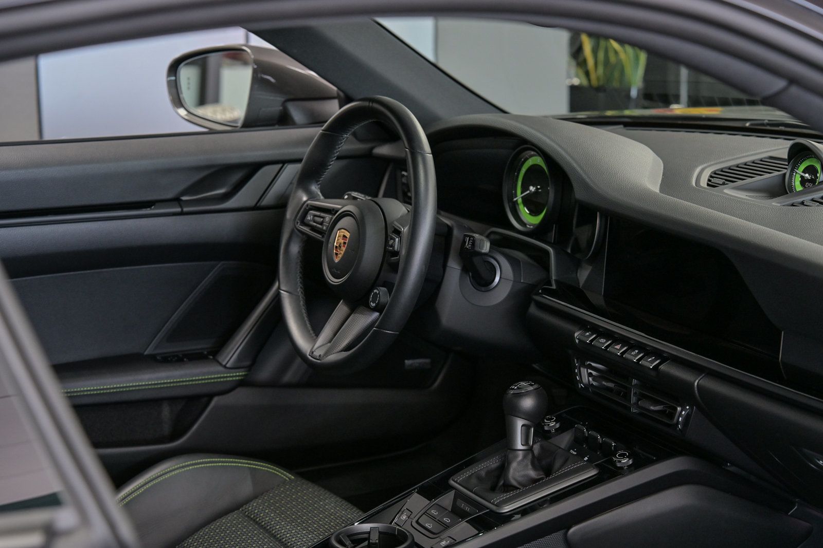 2024 Porsche 911 T Coupe photo 43