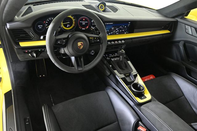 2024 Porsche 911 GT3 - 22916788 - 3