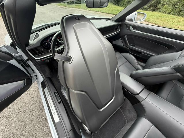 2024 Porsche 911 Sport Pkg/Heated&Cooled Seats/Sport Exhaust/Premium Pkg/NAV - 23071413 - 24