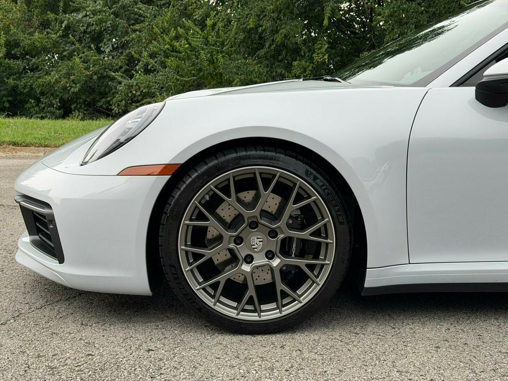 2024 Porsche 911 Sport Pkg/Heated&Cooled Seats/Sport Exhaust/Premium Pkg/NAV - 23071413 - 3