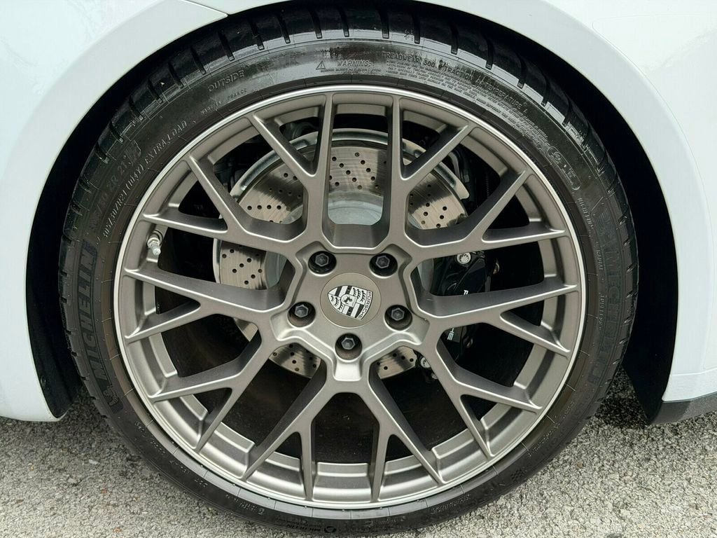 2024 Porsche 911 Sport Pkg/Heated&Cooled Seats/Sport Exhaust/Premium Pkg/NAV - 23071413 - 59