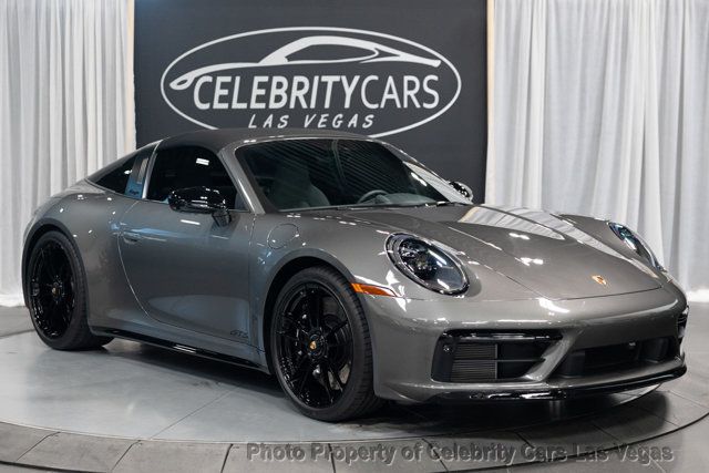 2024 Porsche 911 Targa 4 GTS, 489 miles! - 22397142 - 7