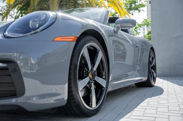 2024 Porsche 911 Targa 4S - 22578453 - 11