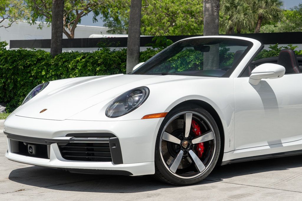 2024 Porsche 911 Turbo Cabriolet photo 3