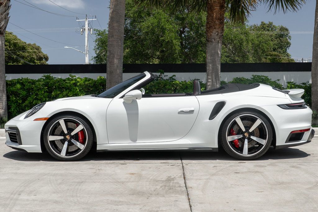 2024 Porsche 911 Turbo Cabriolet photo 4