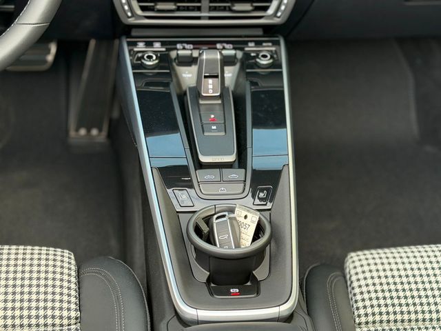 2024 Porsche 911 Turbo S Cabriolet - 23000103 - 18