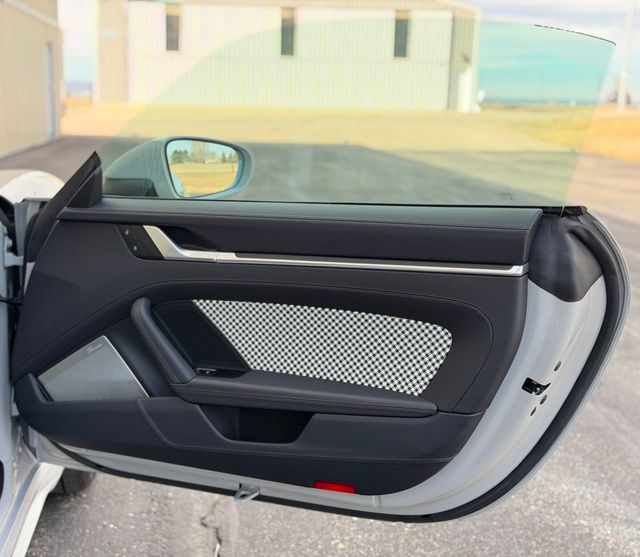 2024 Porsche 911 Turbo S Cabriolet - 23000103 - 21