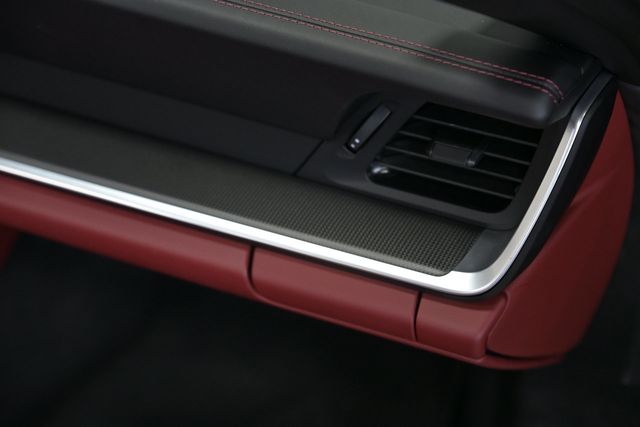 2024 Porsche 911 Turbo S Cabriolet - 23093878 - 37