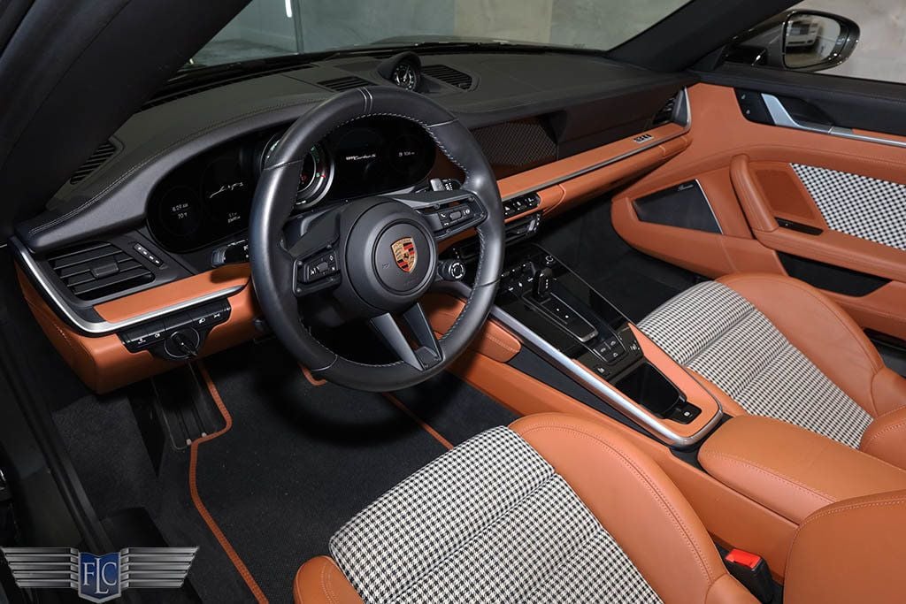 2024 Porsche 911 Turbo S Cabriolet - 22927458 - 19