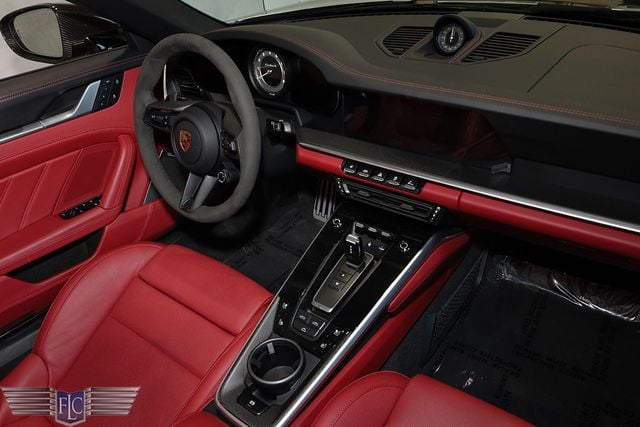 2024 Porsche 911 Turbo S Cabriolet - 22937048 - 26